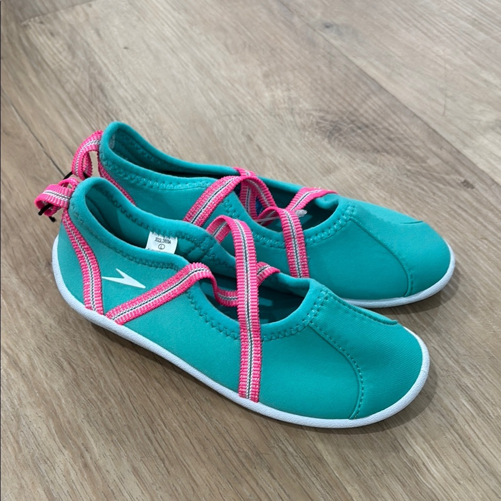 NEW Girls Speedo Mary Jane Water Shoes
